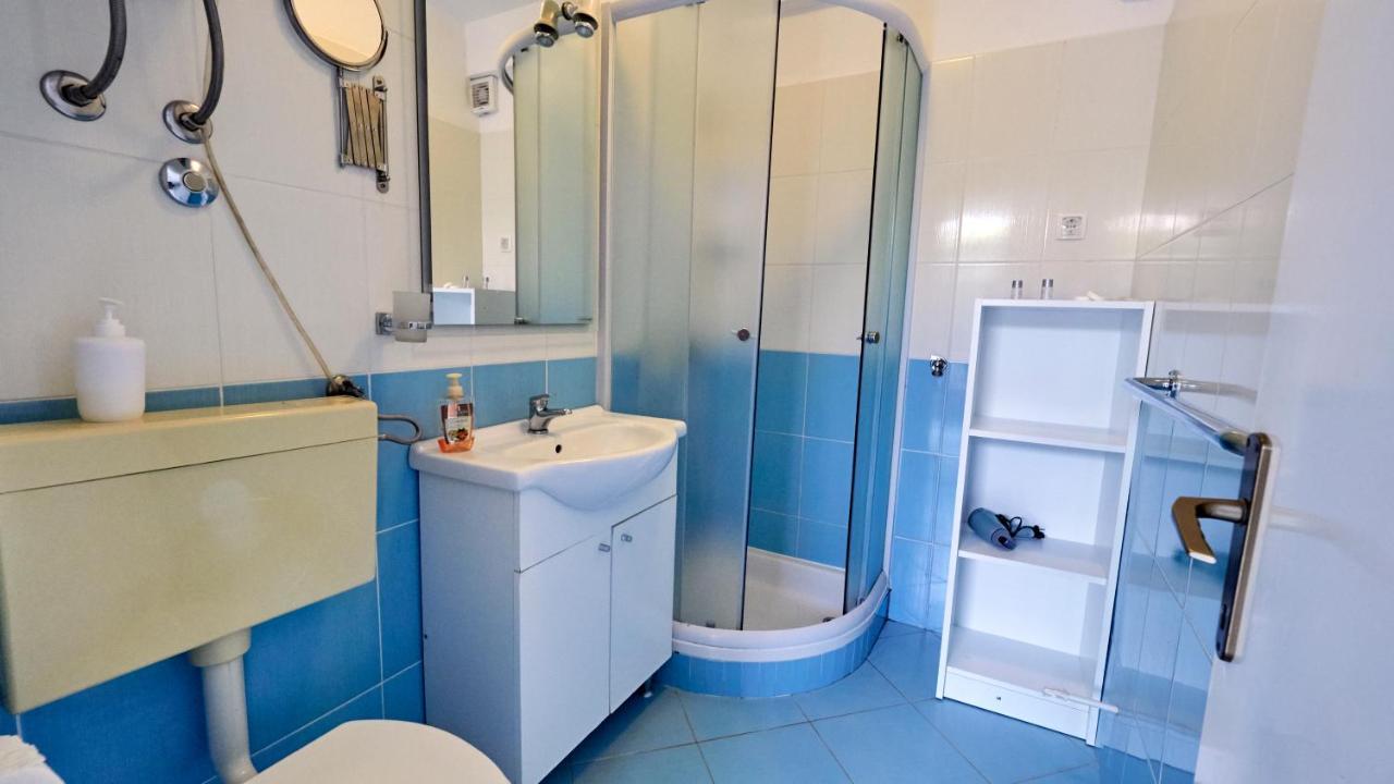 B&B Villa Vela Умаг Экстерьер фото